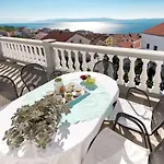 Apartamento Brzic-2 By Interhome *